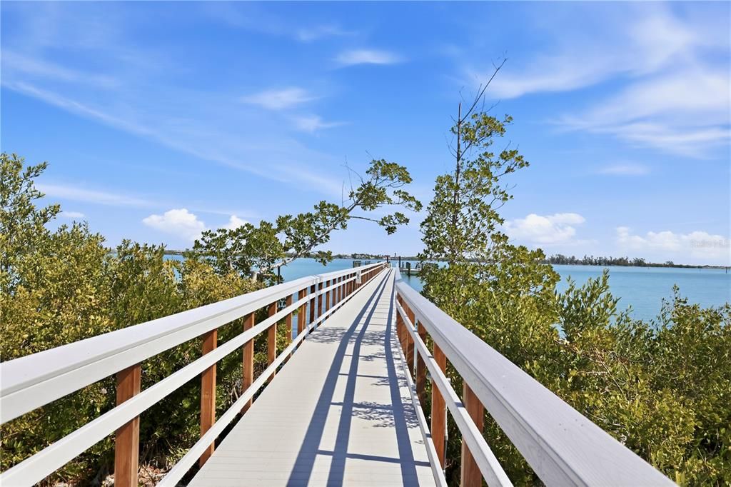 For Sale: $1,135,000 (3 beds, 2 baths, 2103 Square Feet)