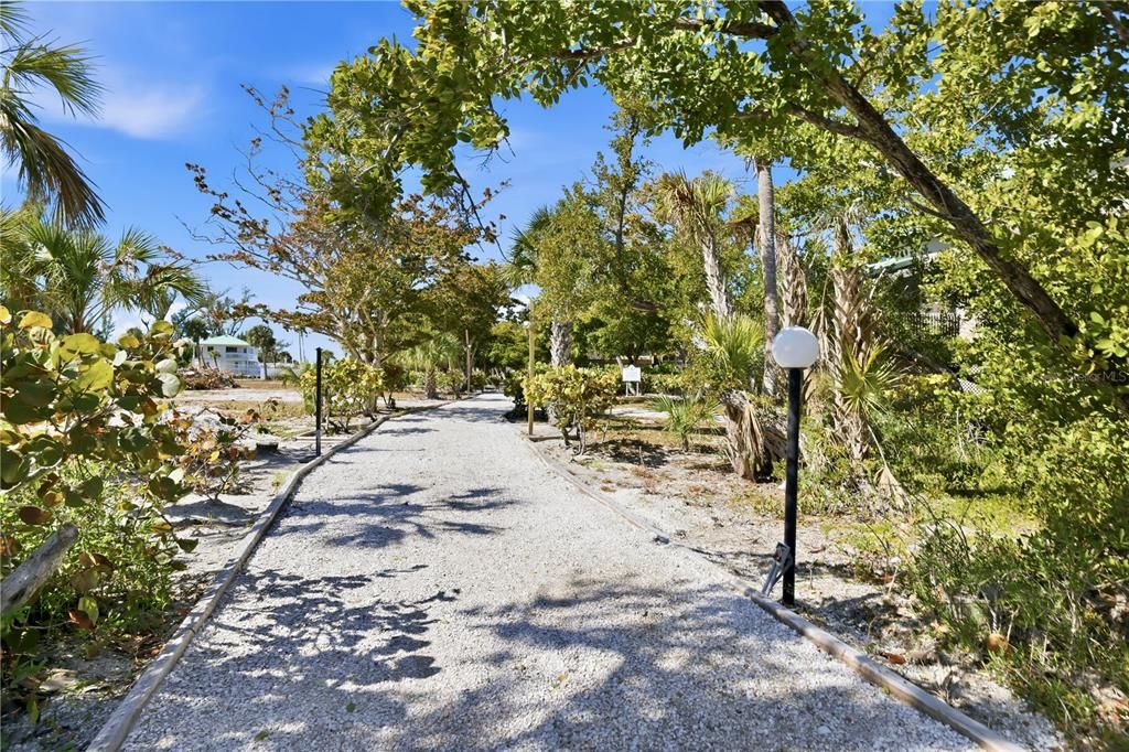 For Sale: $1,135,000 (3 beds, 2 baths, 2103 Square Feet)