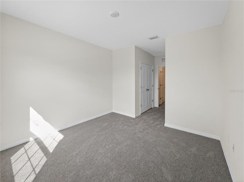 Active With Contract: $234,990 (3 beds, 2 baths, 1688 Square Feet)