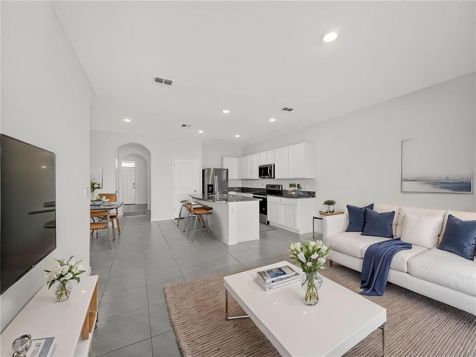 Active With Contract: $234,990 (3 beds, 2 baths, 1688 Square Feet)