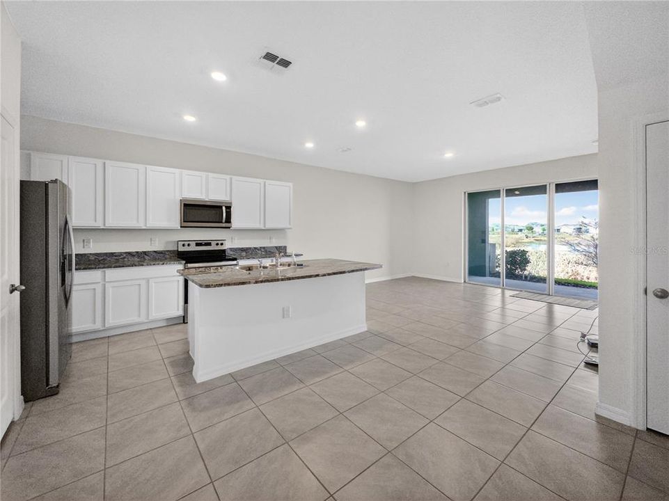 Active With Contract: $234,990 (3 beds, 2 baths, 1688 Square Feet)