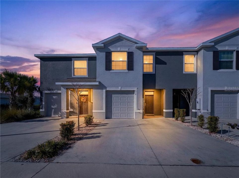 Active With Contract: $234,990 (3 beds, 2 baths, 1688 Square Feet)