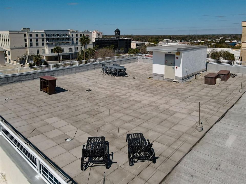 На продажу: $469,900 (2 спален, 1 ванн, 1077 Квадратных фут)