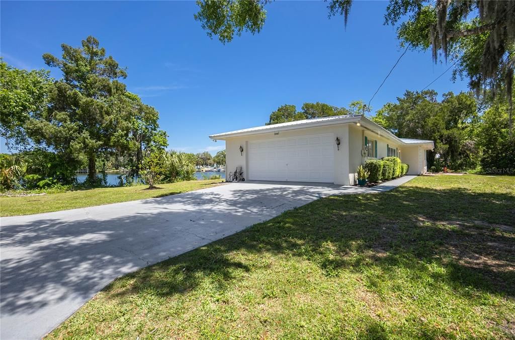 For Sale: $499,000 (3 beds, 2 baths, 1224 Square Feet)