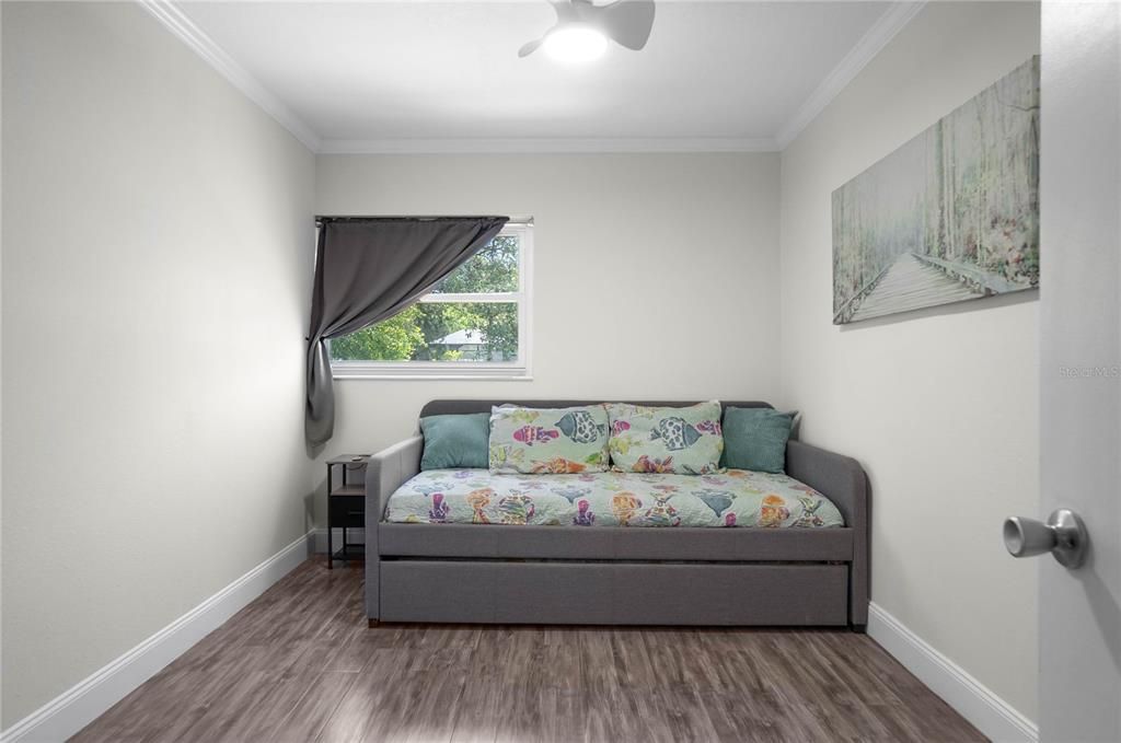For Sale: $499,000 (3 beds, 2 baths, 1224 Square Feet)