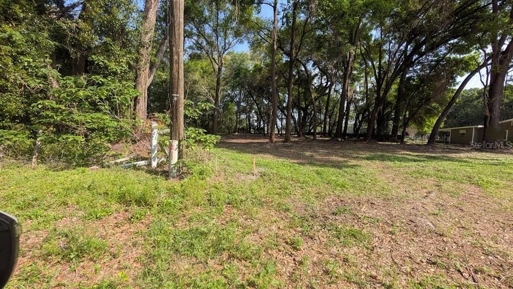 На продажу: $48,900 (0.55 acres)