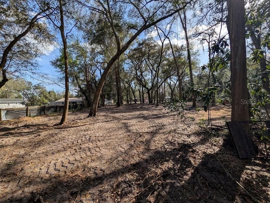 На продажу: $48,900 (0.55 acres)