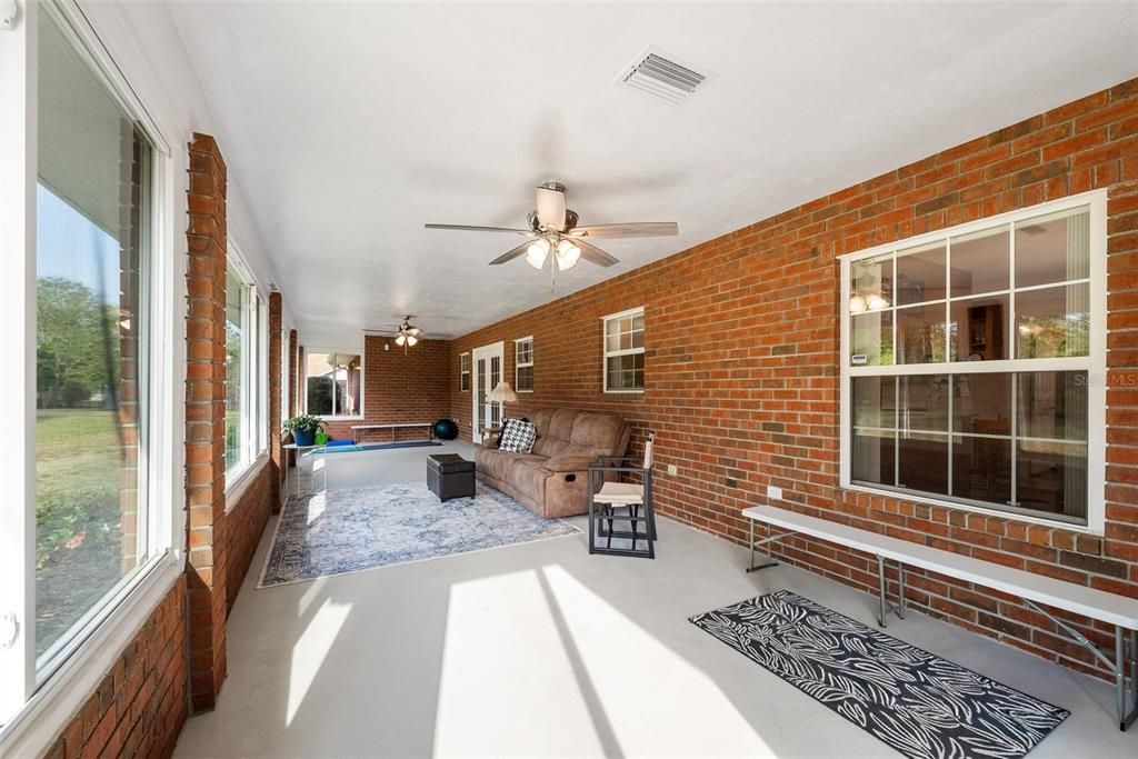 En Venta: $565,000 (4 camas, 3 baños, 3458 Pies cuadrados)