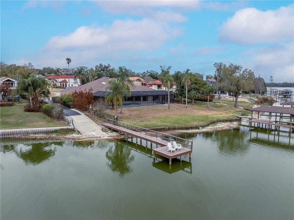 Activo con contrato: $634,900 (4 camas, 2 baños, 2553 Pies cuadrados)