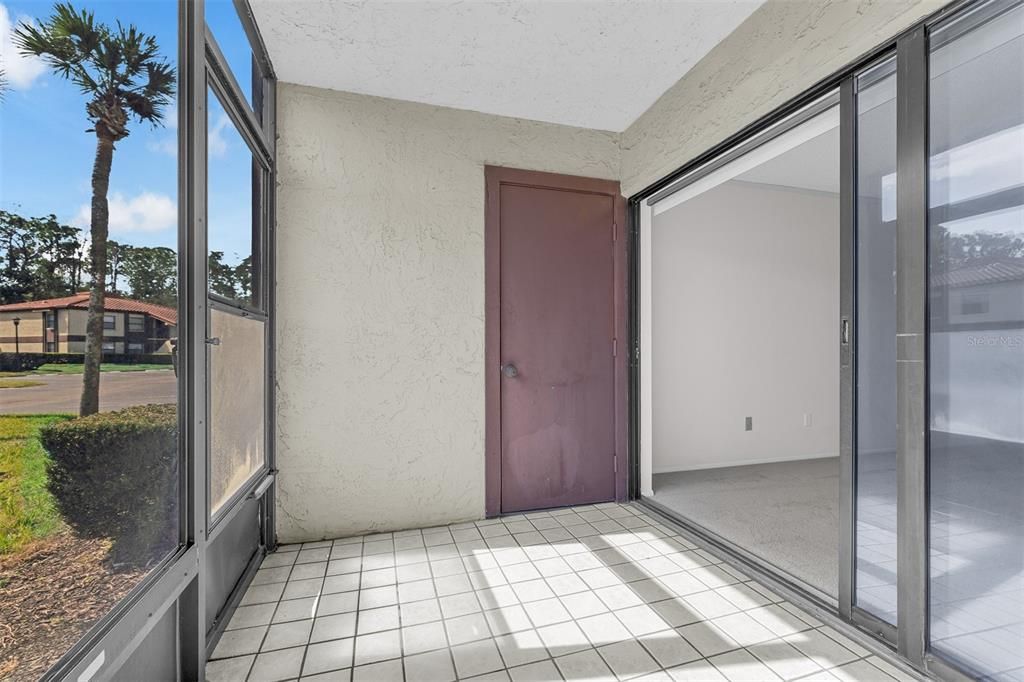 Activo con contrato: $160,000 (2 camas, 2 baños, 934 Pies cuadrados)