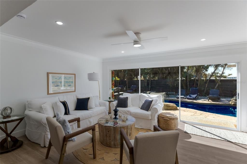 For Sale: $1,899,000 (3 beds, 2 baths, 2909 Square Feet)