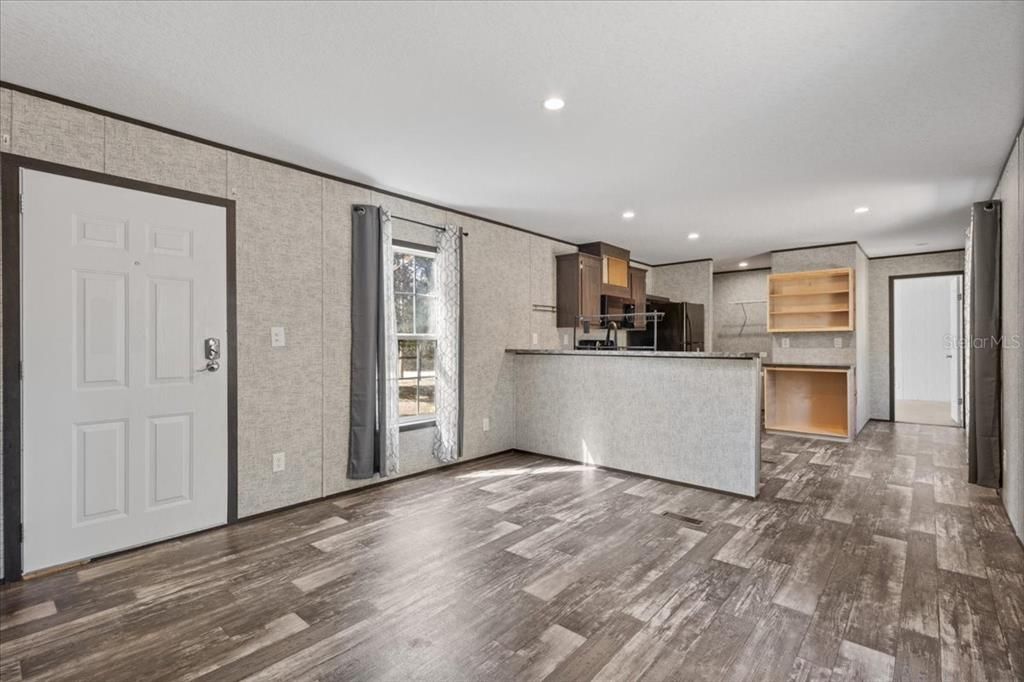 На продажу: $150,000 (2 спален, 2 ванн, 780 Квадратных фут)