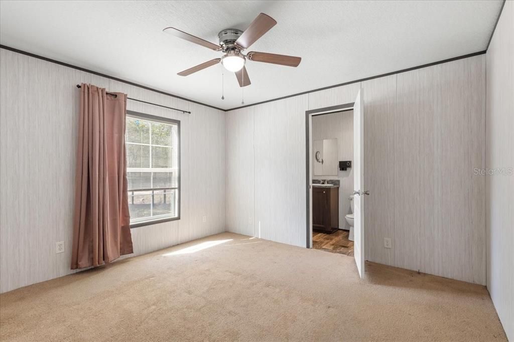 На продажу: $150,000 (2 спален, 2 ванн, 780 Квадратных фут)