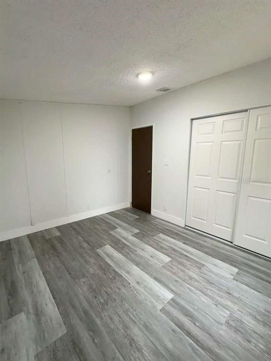 На продажу: $204,900 (4 спален, 2 ванн, 1707 Квадратных фут)