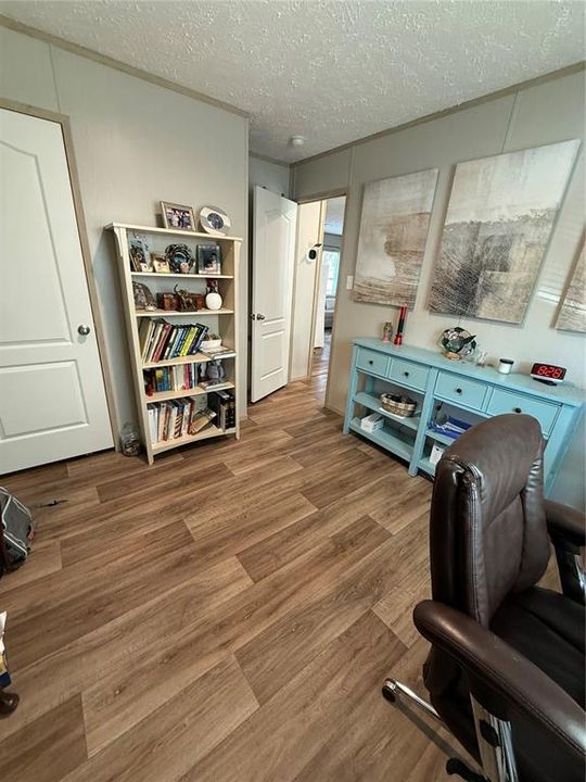 For Sale: $189,900 (2 beds, 2 baths, 1344 Square Feet)