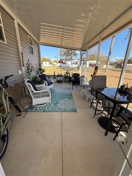 For Sale: $189,900 (2 beds, 2 baths, 1344 Square Feet)