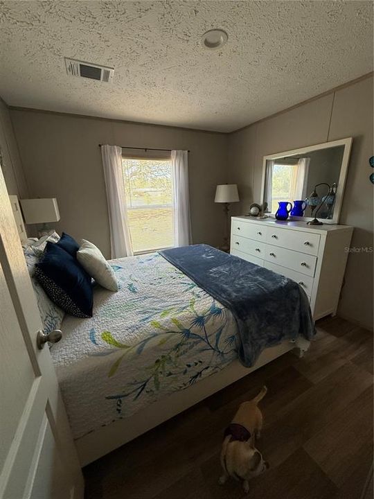 For Sale: $189,900 (2 beds, 2 baths, 1344 Square Feet)