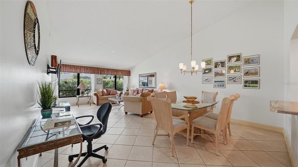 Activo con contrato: $315,000 (2 camas, 2 baños, 1353 Pies cuadrados)