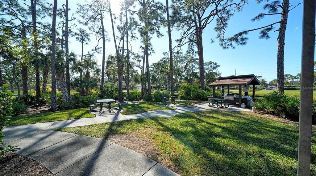 Activo con contrato: $315,000 (2 camas, 2 baños, 1353 Pies cuadrados)