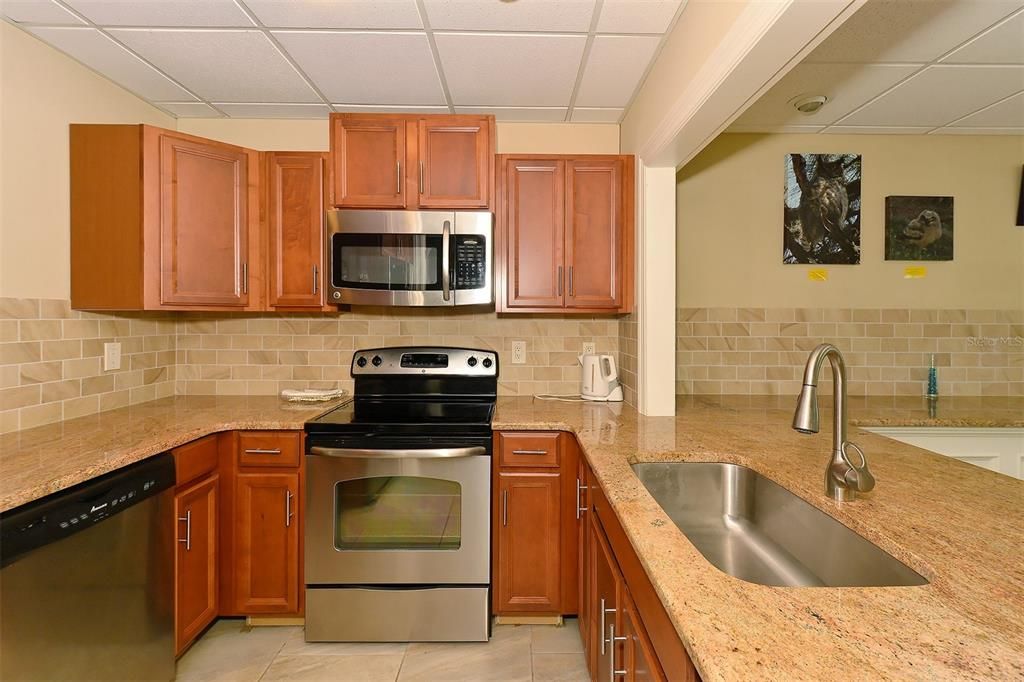 Activo con contrato: $315,000 (2 camas, 2 baños, 1353 Pies cuadrados)