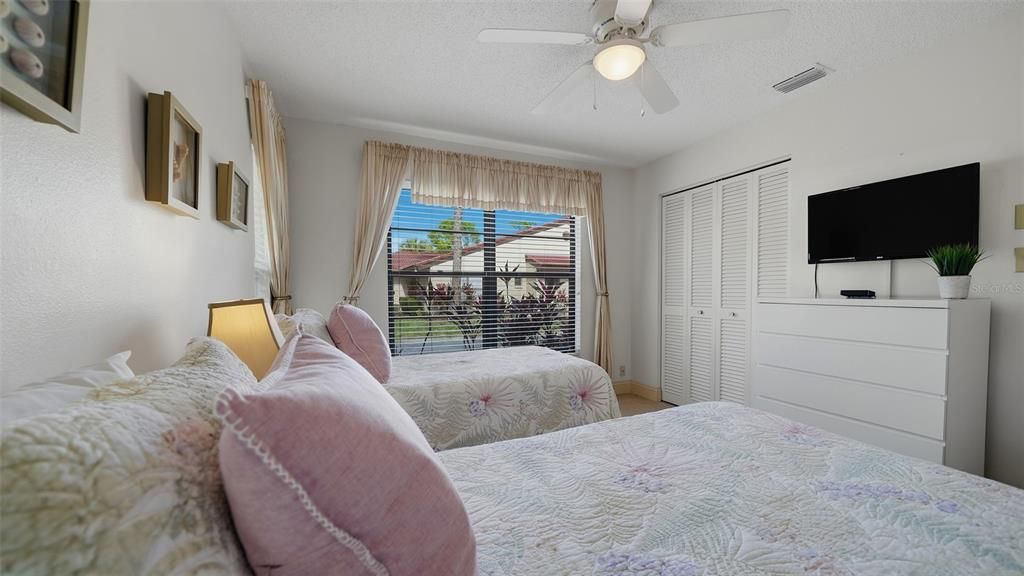 Activo con contrato: $315,000 (2 camas, 2 baños, 1353 Pies cuadrados)