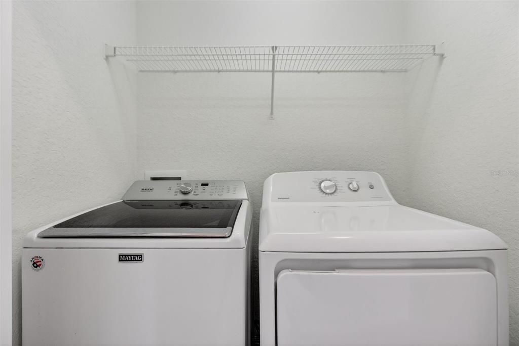 Active With Contract: $290,000 (3 beds, 2 baths, 1682 Square Feet)