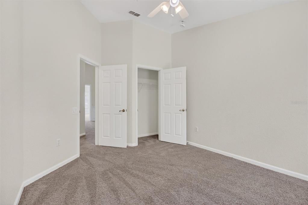 Active With Contract: $290,000 (3 beds, 2 baths, 1682 Square Feet)