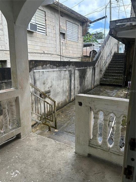 For Sale: $93,000 (3 beds, 1 baths, 1260 Square Feet)