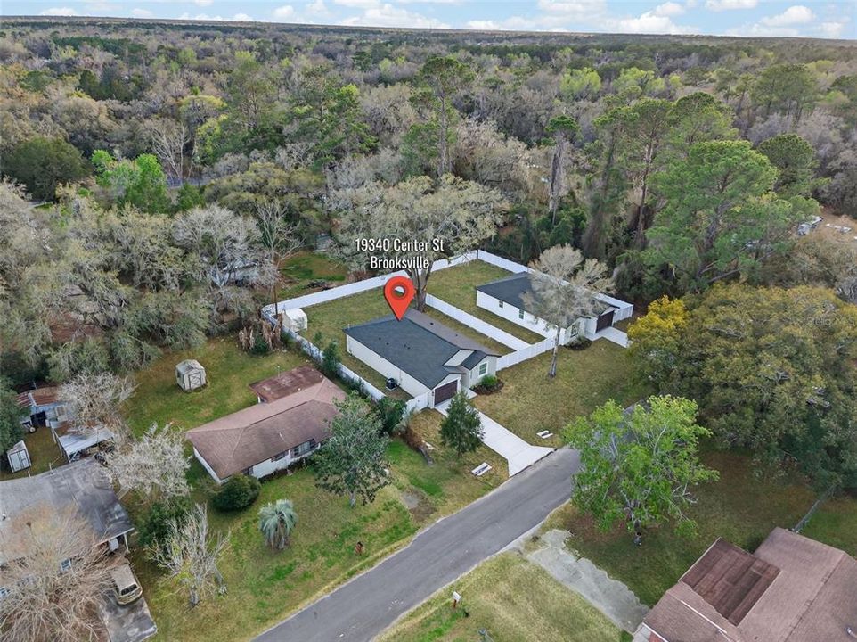 Activo con contrato: $319,900 (3 camas, 2 baños, 1585 Pies cuadrados)