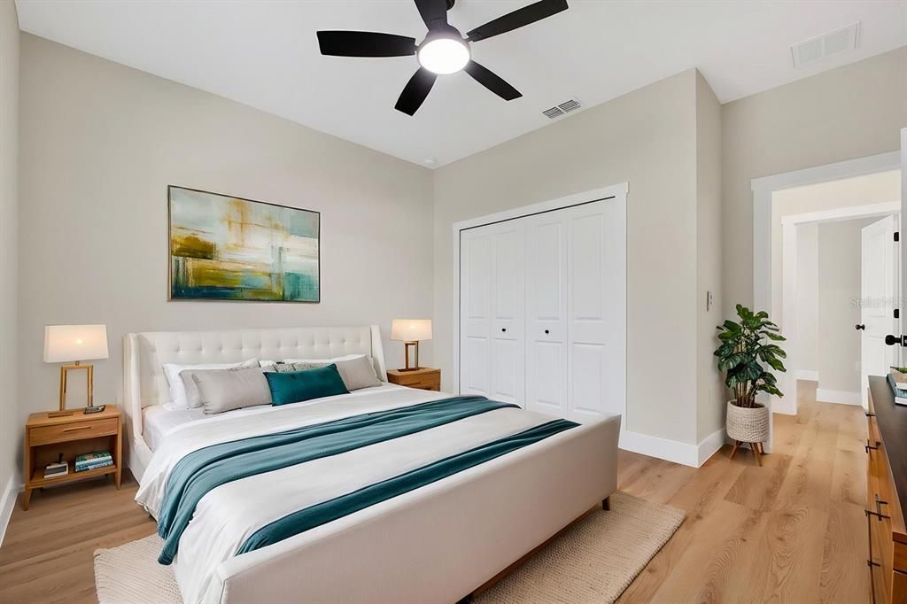 Activo con contrato: $319,900 (3 camas, 2 baños, 1585 Pies cuadrados)