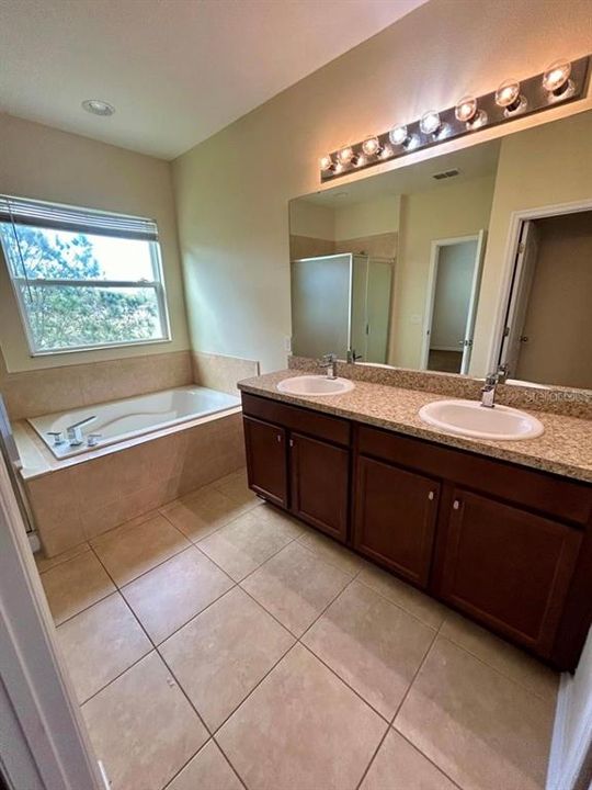 出租: $2,300 (3 贝兹, 2 浴室, 1751 平方英尺)