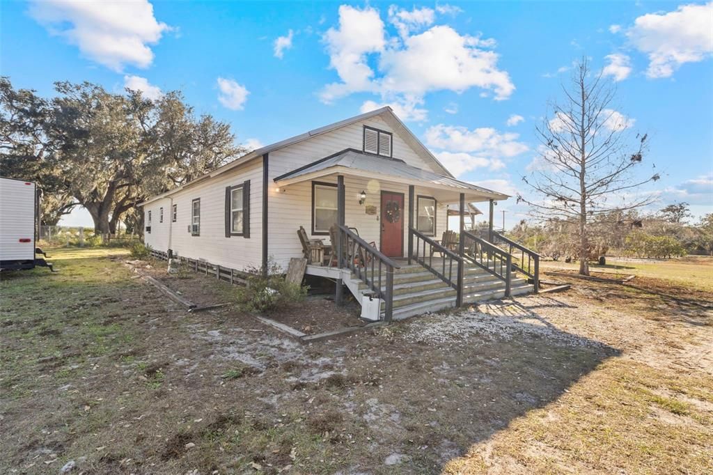 En Venta: $649,000 (3 camas, 2 baños, 1536 Pies cuadrados)