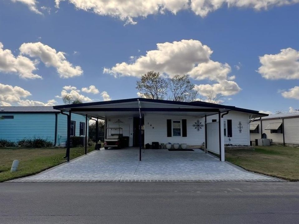 For Sale: $149,900 (2 beds, 2 baths, 1080 Square Feet)