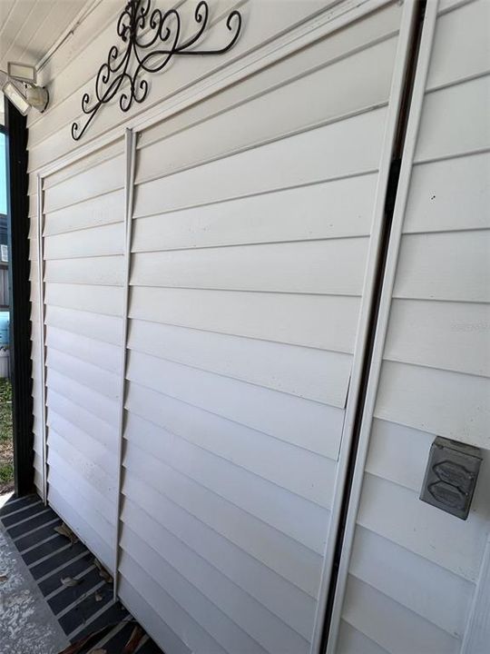 For Sale: $149,900 (2 beds, 2 baths, 1080 Square Feet)