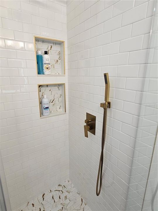 В аренду: $6,995 (5 спален, 4 ванн, 2918 Квадратных фут)