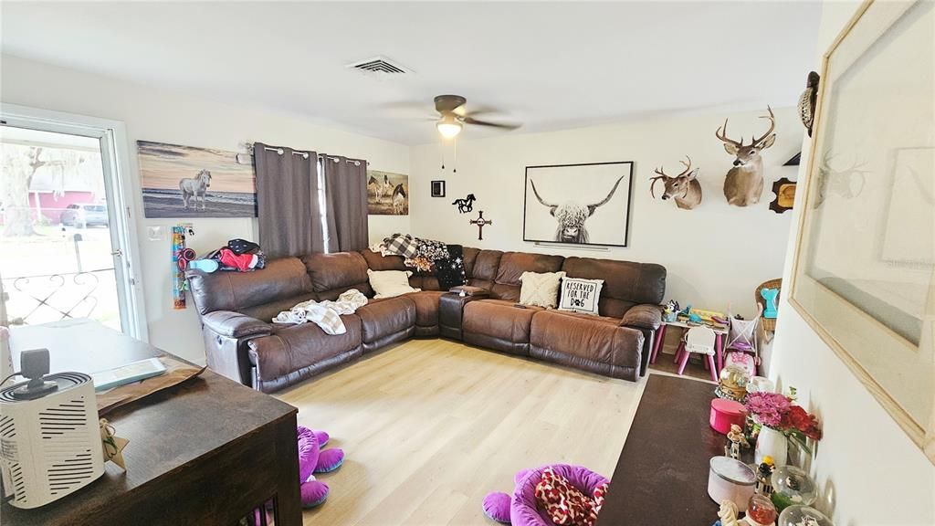 En Venta: $299,999 (4 camas, 1 baños, 1262 Pies cuadrados)