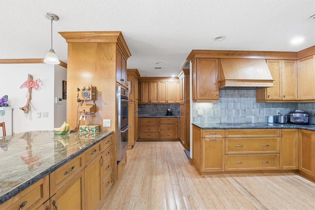 For Sale: $620,750 (4 beds, 2 baths, 2794 Square Feet)