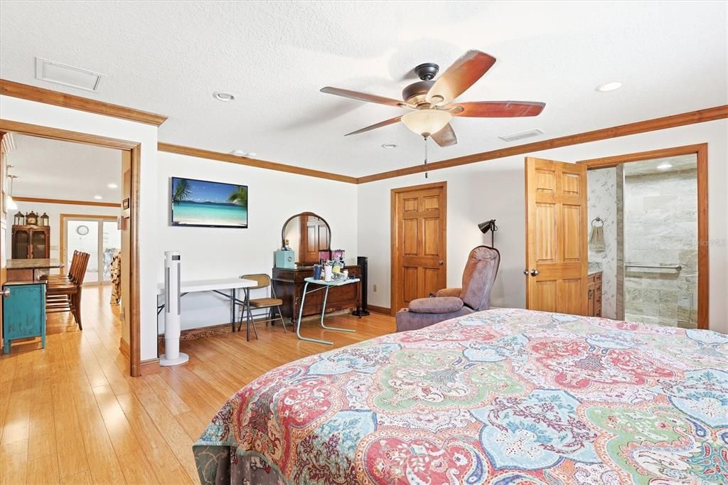 For Sale: $620,750 (4 beds, 2 baths, 2794 Square Feet)