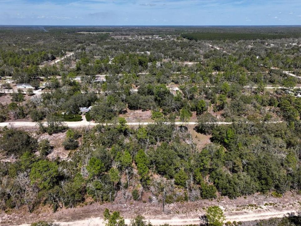 На продажу: $9,900 (0.24 acres)