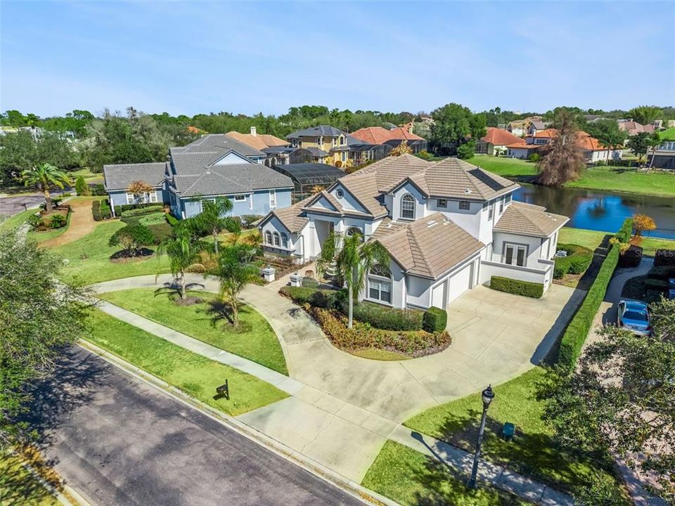 合同活跃: $1,499,000 (6 贝兹, 5 浴室, 5187 平方英尺)