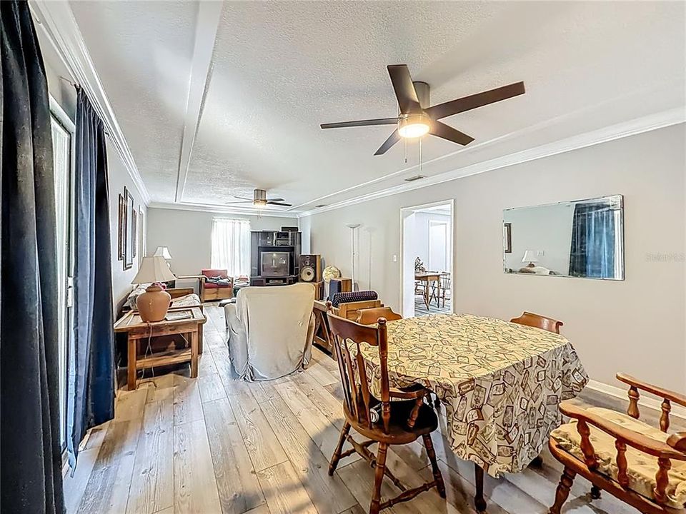 For Sale: $339,999 (4 beds, 2 baths, 2365 Square Feet)