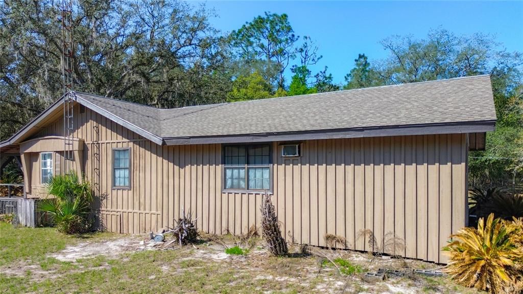 For Sale: $339,999 (4 beds, 2 baths, 2365 Square Feet)