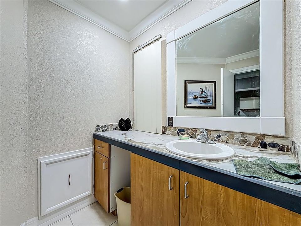 For Sale: $339,999 (4 beds, 2 baths, 2365 Square Feet)
