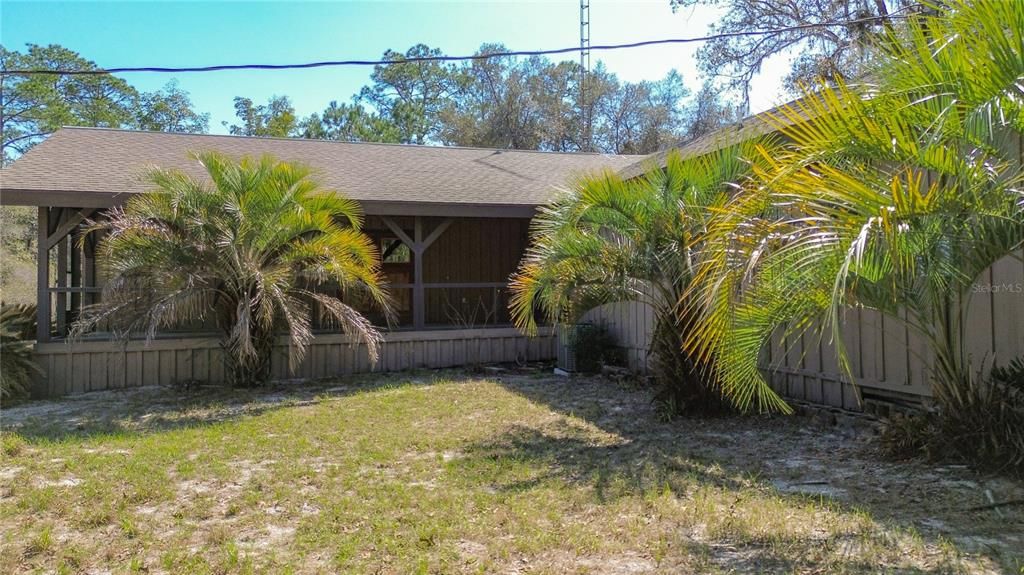 For Sale: $339,999 (4 beds, 2 baths, 2365 Square Feet)