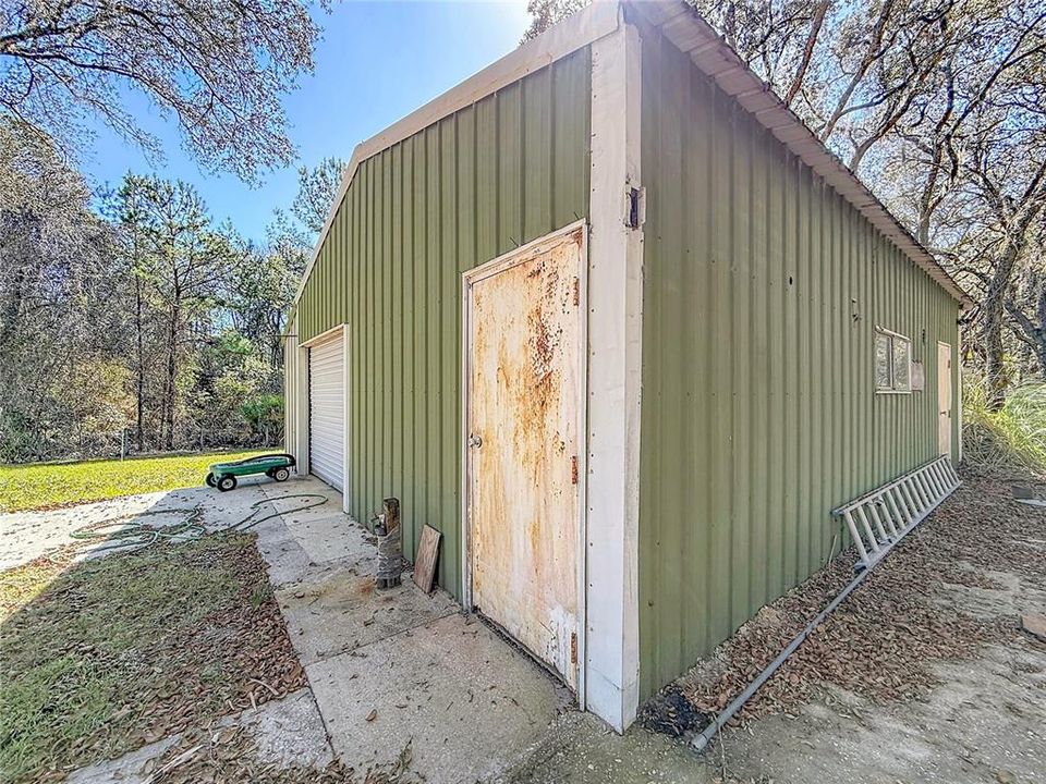 For Sale: $339,999 (4 beds, 2 baths, 2365 Square Feet)