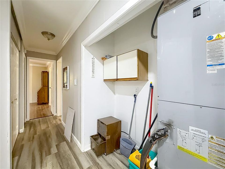 For Sale: $339,999 (4 beds, 2 baths, 2365 Square Feet)