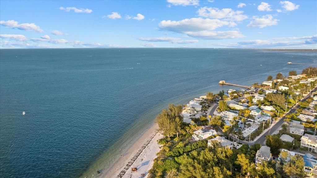 En Venta: $375,000 (3 camas, 2 baños, 2231 Pies cuadrados)