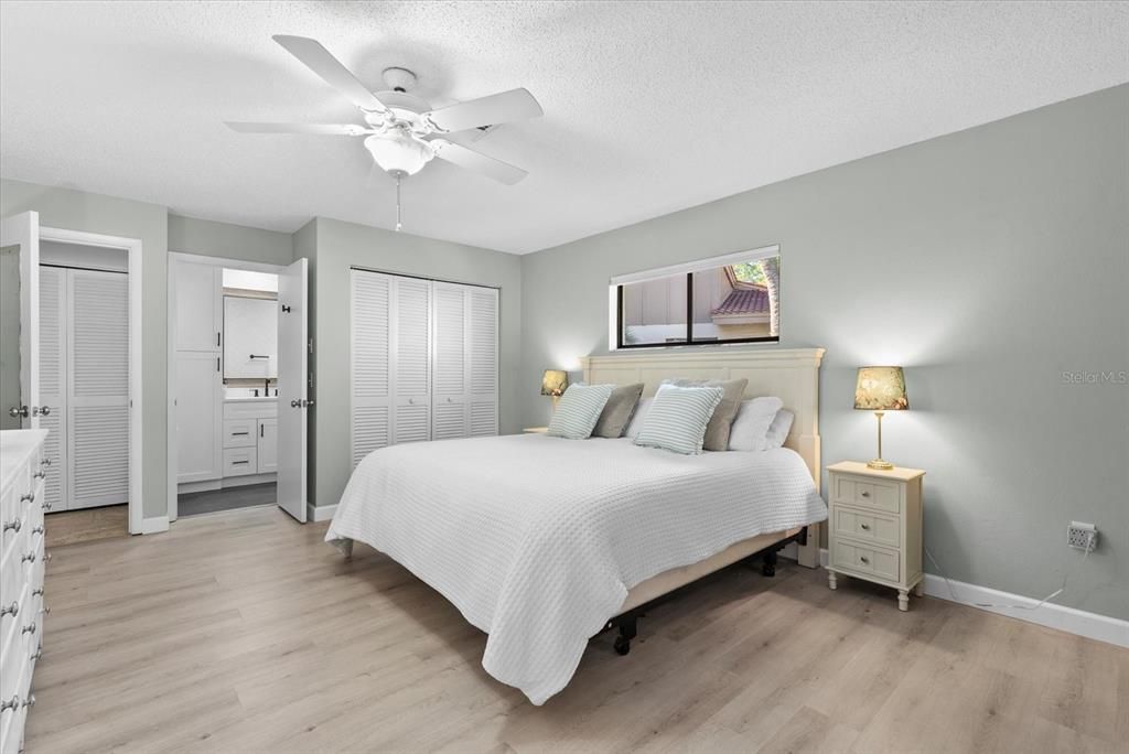 En Venta: $375,000 (3 camas, 2 baños, 2231 Pies cuadrados)