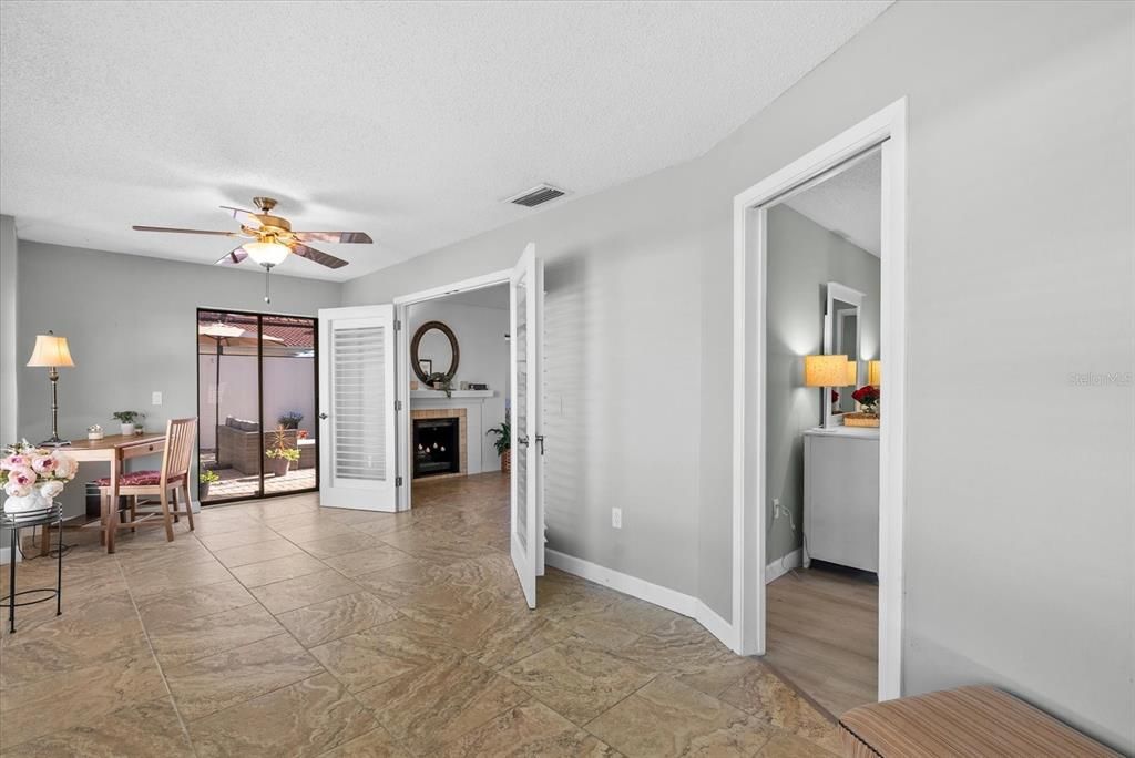 En Venta: $375,000 (3 camas, 2 baños, 2231 Pies cuadrados)