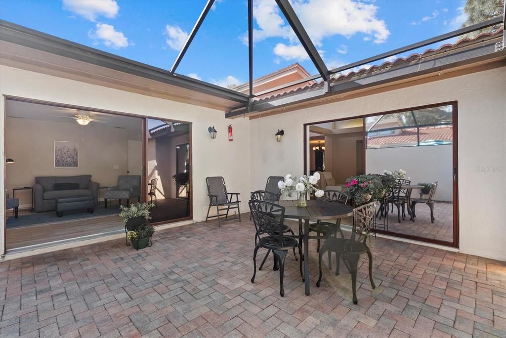 En Venta: $375,000 (3 camas, 2 baños, 2231 Pies cuadrados)